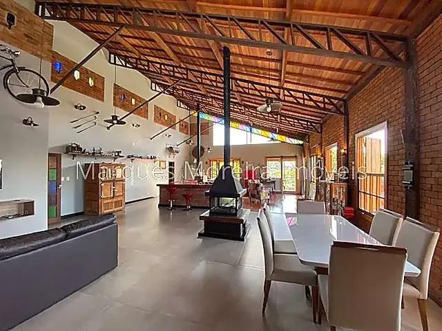 Casa / Sobrado para Venda em Juiz de Fora/MG Parque Jardim da Serra 3 Quartos
