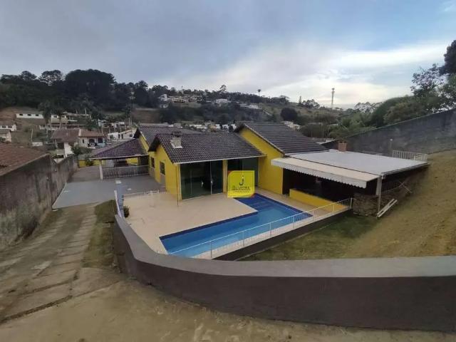 Casa / Sobrado para Venda em Juiz de Fora/MG Parque Jardim da Serra 4 Quartos