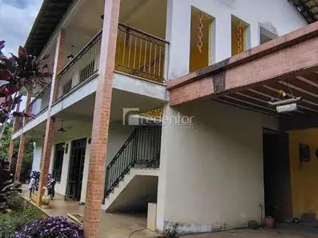 Casa / Sobrado para Venda em Juiz de Fora/MG Parque Jardim da Serra 6 Quartos