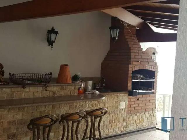 Casa / Sobrado para Venda em Juiz de Fora/MG Passos 4 Quartos