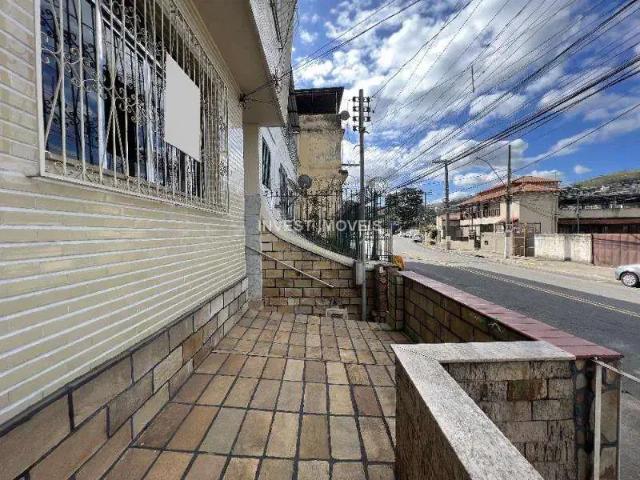 Casa / Sobrado para Venda em Juiz de Fora/MG Poço Rico 2 Quartos