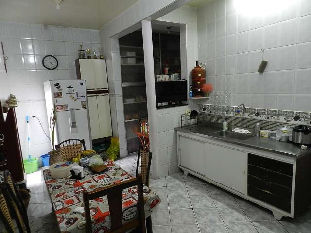 Casa / Sobrado para Venda em Juiz de Fora/MG Poço Rico 4 Quartos
