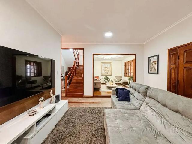 Casa / Sobrado para Venda em Juiz de Fora/MG Quintas das Avenidas 4 Quartos