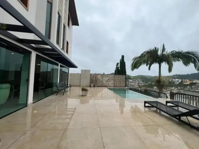 Casa / Sobrado para Venda em Juiz de Fora/MG Quintas das Avenidas 4 Quartos
