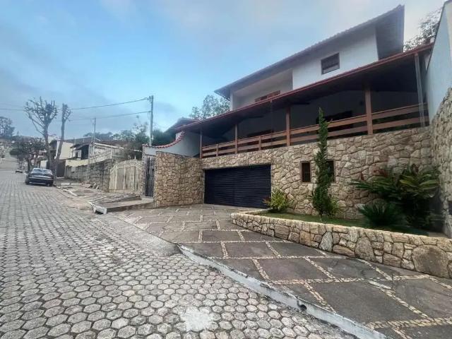 Casa / Sobrado para Venda em Juiz de Fora/MG Quintas das Avenidas 4 Quartos