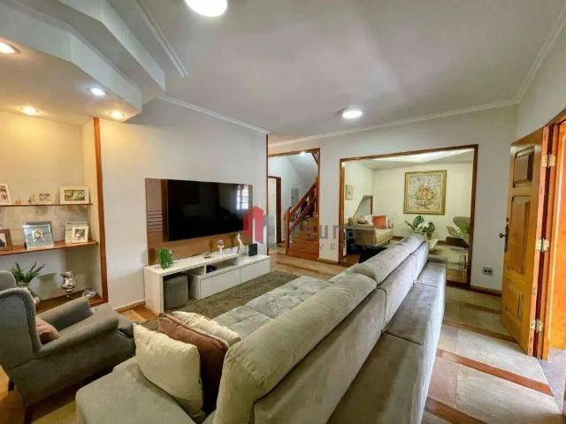 Casa / Sobrado para Venda em Juiz de Fora/MG Quintas das Avenidas 4 Quartos