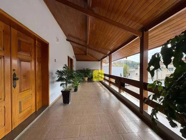 Casa / Sobrado para Venda em Juiz de Fora/MG Quintas das Avenidas 4 Quartos