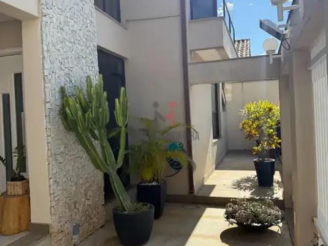 Casa / Sobrado para Venda em Juiz de Fora/MG Quintas das Avenidas 4 Quartos