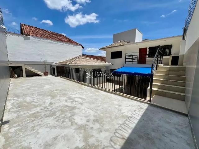 Casa / Sobrado para Venda em Juiz de Fora/MG Quintas das Avenidas 6 Quartos