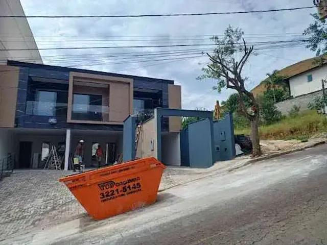 Casa / Sobrado para Venda em Juiz de Fora/MG Recanto da Mata 3 Quartos