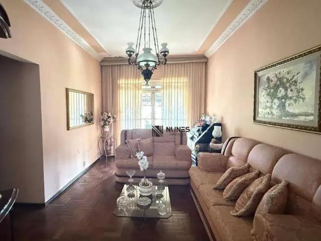 Casa / Sobrado para Venda em Juiz de Fora/MG São Bernardo 4 Quartos
