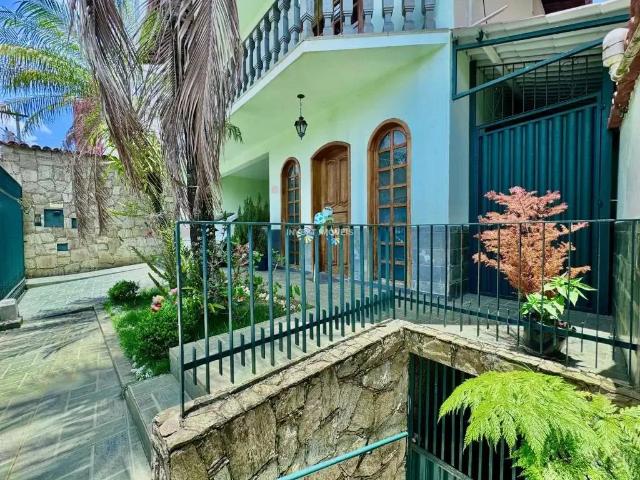 Casa / Sobrado para Venda em Juiz de Fora/MG São Mateus 4 Quartos