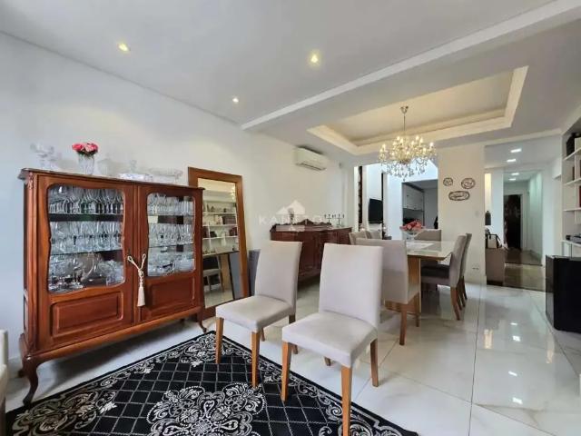 Casa / Sobrado para Venda em Juiz de Fora/MG São Mateus 4 Quartos