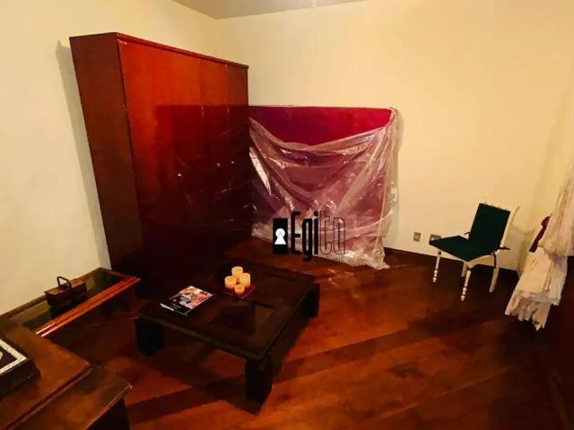 Casa / Sobrado para Venda em Juiz de Fora/MG São Mateus 6 Quartos