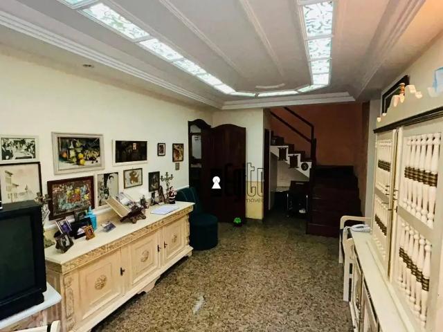 Casa / Sobrado para Venda em Juiz de Fora/MG São Mateus 6 Quartos