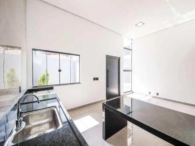 Casa / Sobrado para Venda em Juiz de Fora/MG São Pedro 3 Quartos