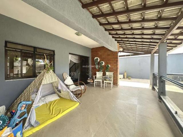 Casa / Sobrado para Venda em Juiz de Fora/MG São Pedro 5 Quartos