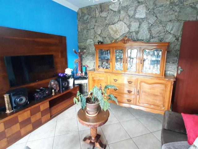 Casa / Sobrado para Venda em Juiz de Fora/MG Santa Teresa 4 Quartos