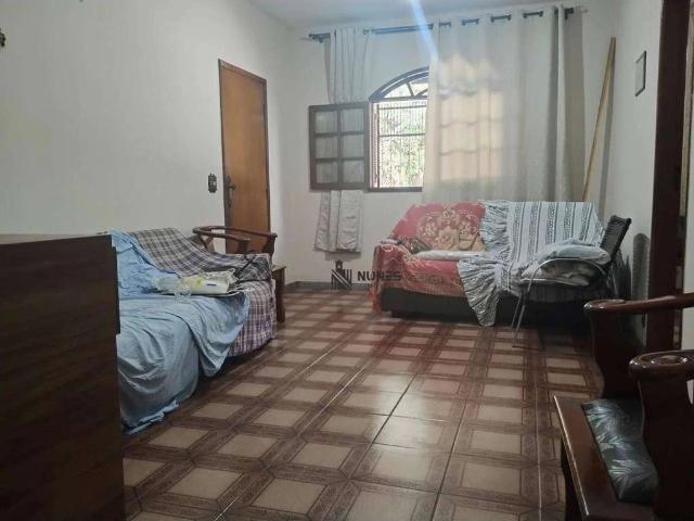 Casa / Sobrado para Venda em Juiz de Fora/MG Santa Terezinha 3 Quartos