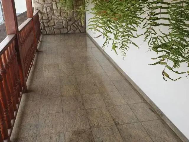 Casa / Sobrado para Venda em Juiz de Fora/MG Santa Terezinha 4 Quartos
