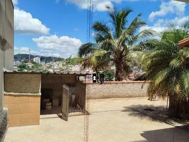 Casa / Sobrado para Venda em Juiz de Fora/MG Santa Cecília 2 Quartos