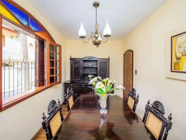 Casa / Sobrado para Venda em Juiz de Fora/MG Santa Cecília 3 Quartos