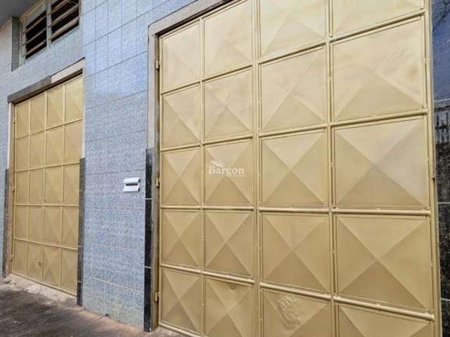 Casa / Sobrado para Venda em Juiz de Fora/MG Santa Cecília 3 Quartos