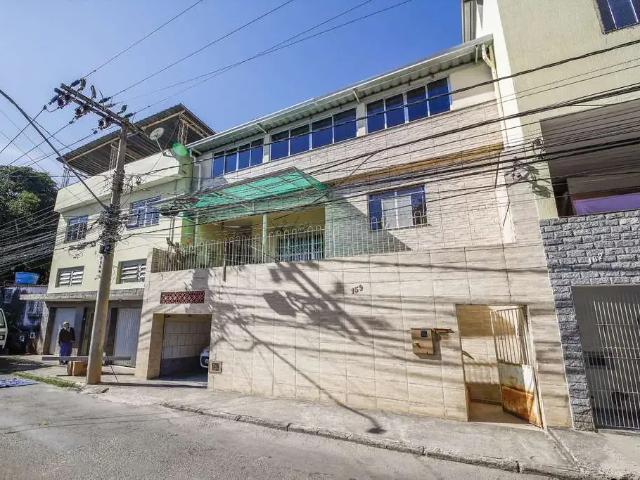 Casa / Sobrado para Venda em Juiz de Fora/MG Santa Cecília 4 Quartos