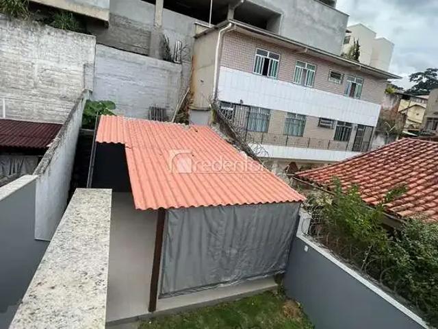 Casa / Sobrado para Venda em Juiz de Fora/MG Santa Helena 4 Quartos