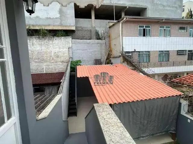 Casa / Sobrado para Venda em Juiz de Fora/MG Santa Helena 5 Quartos