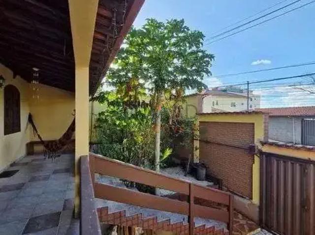 Casa / Sobrado para Venda em Juiz de Fora/MG Santa Isabel 3 Quartos