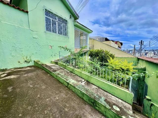 Casa / Sobrado para Venda em Juiz de Fora/MG Santos Anjos 3 Quartos