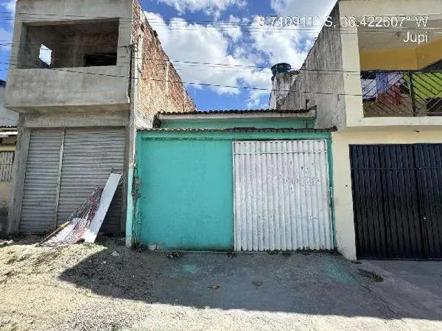 Casa / Sobrado para Venda em Jupi/PE Centro 2 Quartos