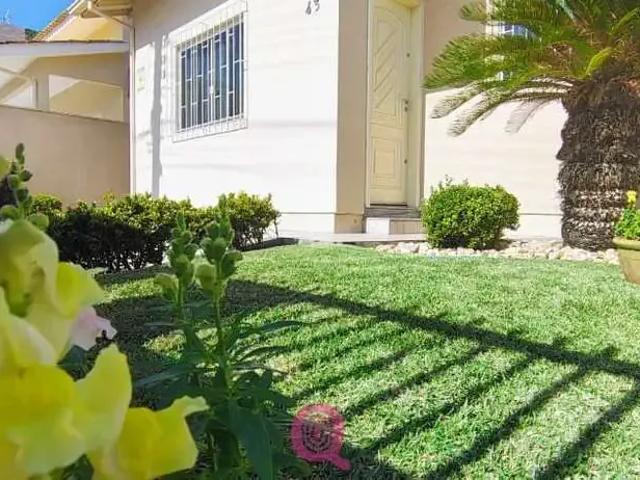 Casa / Sobrado para Venda em Laguna/SC Centro 3 Quartos