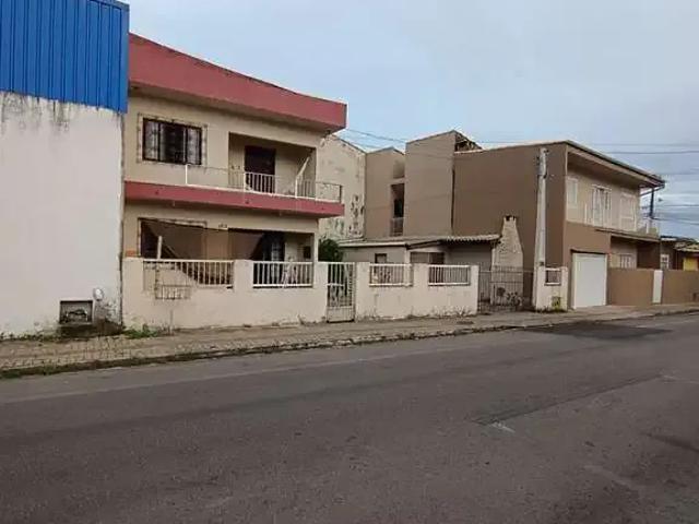 Casa / Sobrado para Venda em Laguna/SC Mar Grosso 6 Quartos