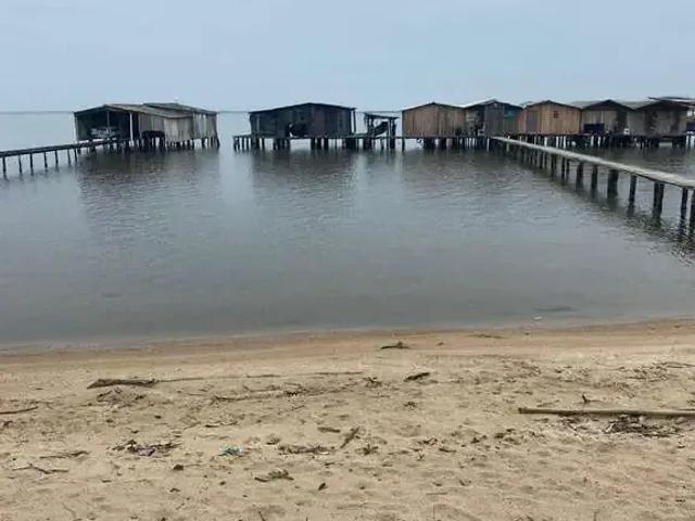 Casa / Sobrado para Venda em Laguna/SC Mato Alto 2 Quartos