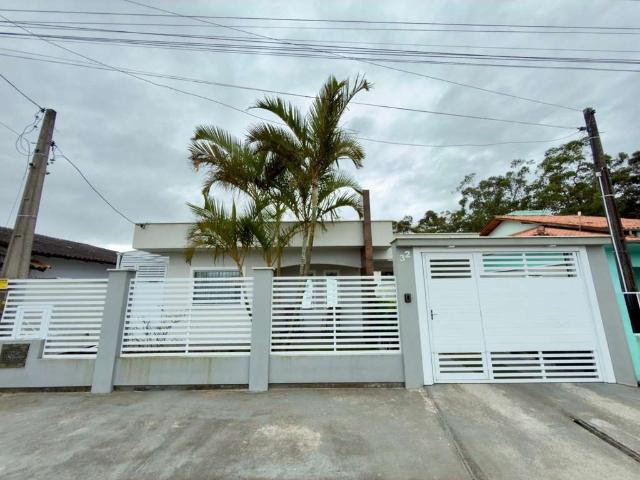 Casa / Sobrado para Venda em Laguna/SC Portinho 3 Quartos