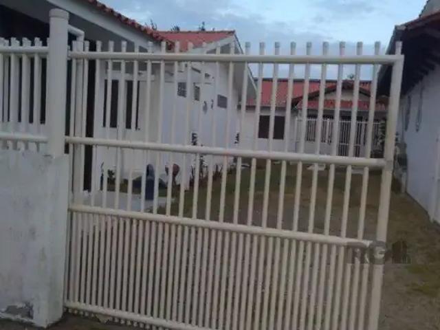 Casa / Sobrado para Venda em Laguna/SC Povoado de Laranjeiras 3 Quartos
