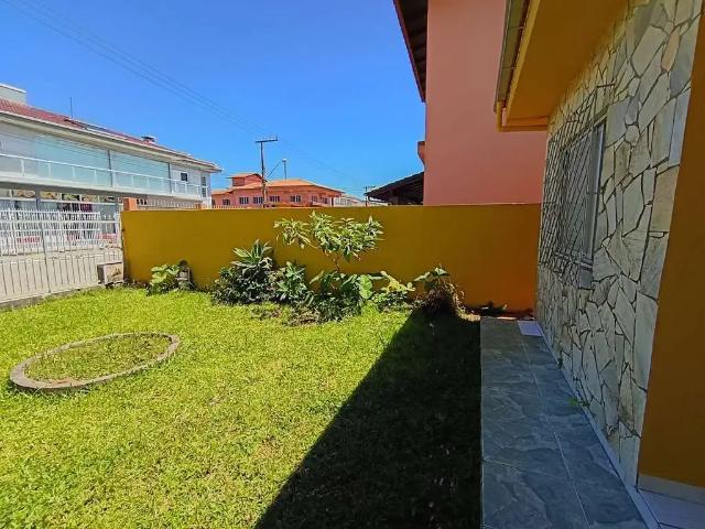 Casa / Sobrado para Venda em Laguna/SC Progresso 3 Quartos