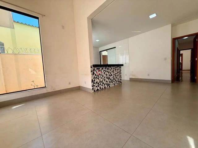 Casa / Sobrado para Venda em Lagoa Santa/MG Lundcéia 3 Quartos
