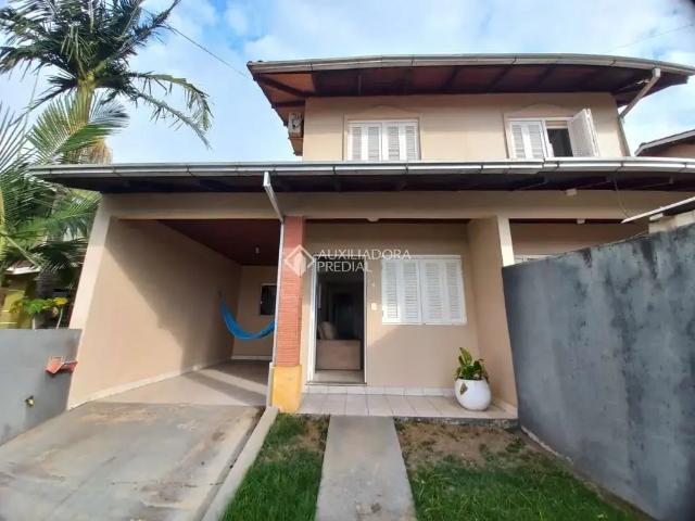 Casa / Sobrado para Venda em Lajeado/RS Conventos 2 Quartos