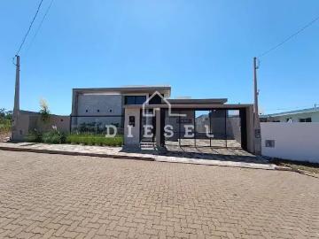 Casa / Sobrado para Venda em Lajeado/RS Conventos 3 Quartos