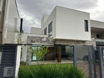 Casa / Sobrado para Venda em Lajeado/RS Carneiros 3 Quartos