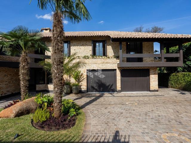 Casa / Sobrado para Venda em Lajeado/RS Carneiros 4 Quartos