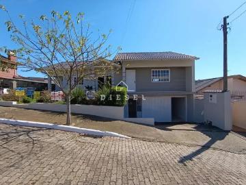 Casa / Sobrado para Venda em Lajeado/RS Moinhos 3 Quartos
