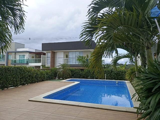 Casa / Sobrado para Venda em Lauro de Freitas/BA Caixa D'Água 4 Quartos