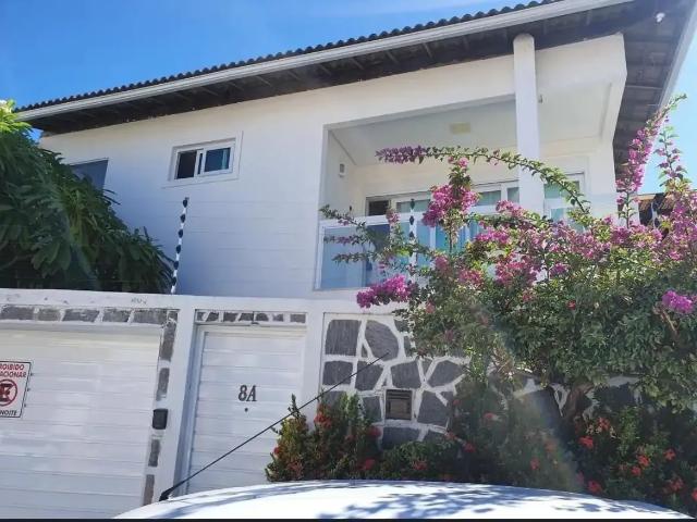 Casa / Sobrado para Venda em Lauro de Freitas/BA Centro 3 Quartos