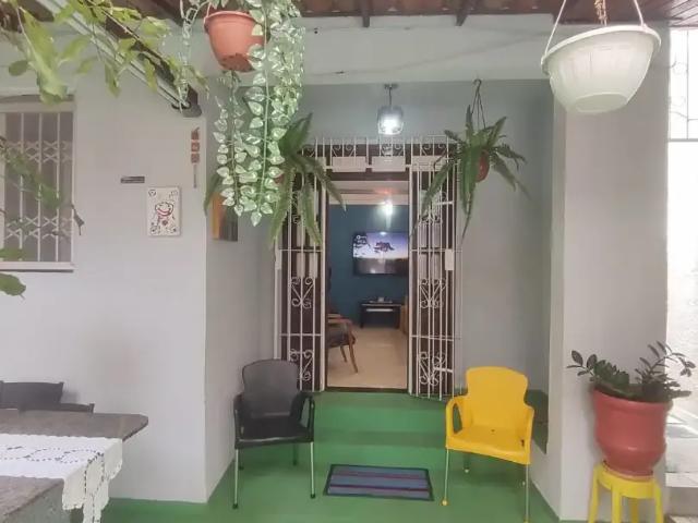 Casa / Sobrado para Venda em Lauro de Freitas/BA Centro 3 Quartos