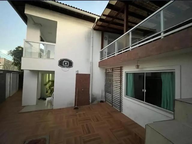 Casa / Sobrado para Venda em Lauro de Freitas/BA Centro 3 Quartos