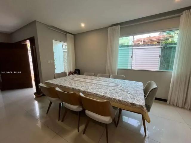 Casa / Sobrado para Venda em Lauro de Freitas/BA Centro 3 Quartos